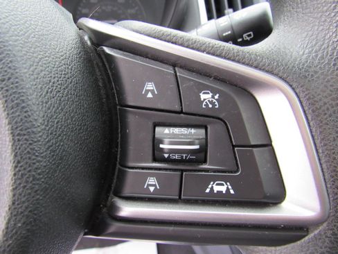 Used 2019 Subaru Impreza 2.0i Premium image 22