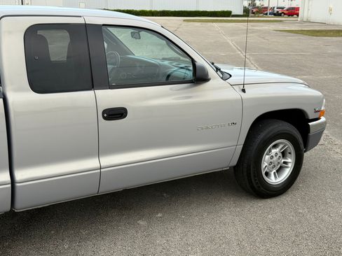 Used 2000 Dodge Dakota Sport RWD image 42