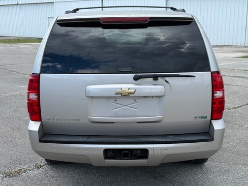 Used 2007 Chevrolet Suburban LT RWD image 36