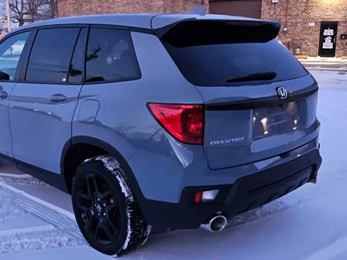 Used 2023 Honda Passport EX-L image 6