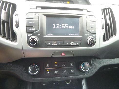 Used 2016 Kia Sportage FWD LX image 20