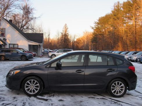 Used 2014 Subaru Impreza 2.0i Premium image 4