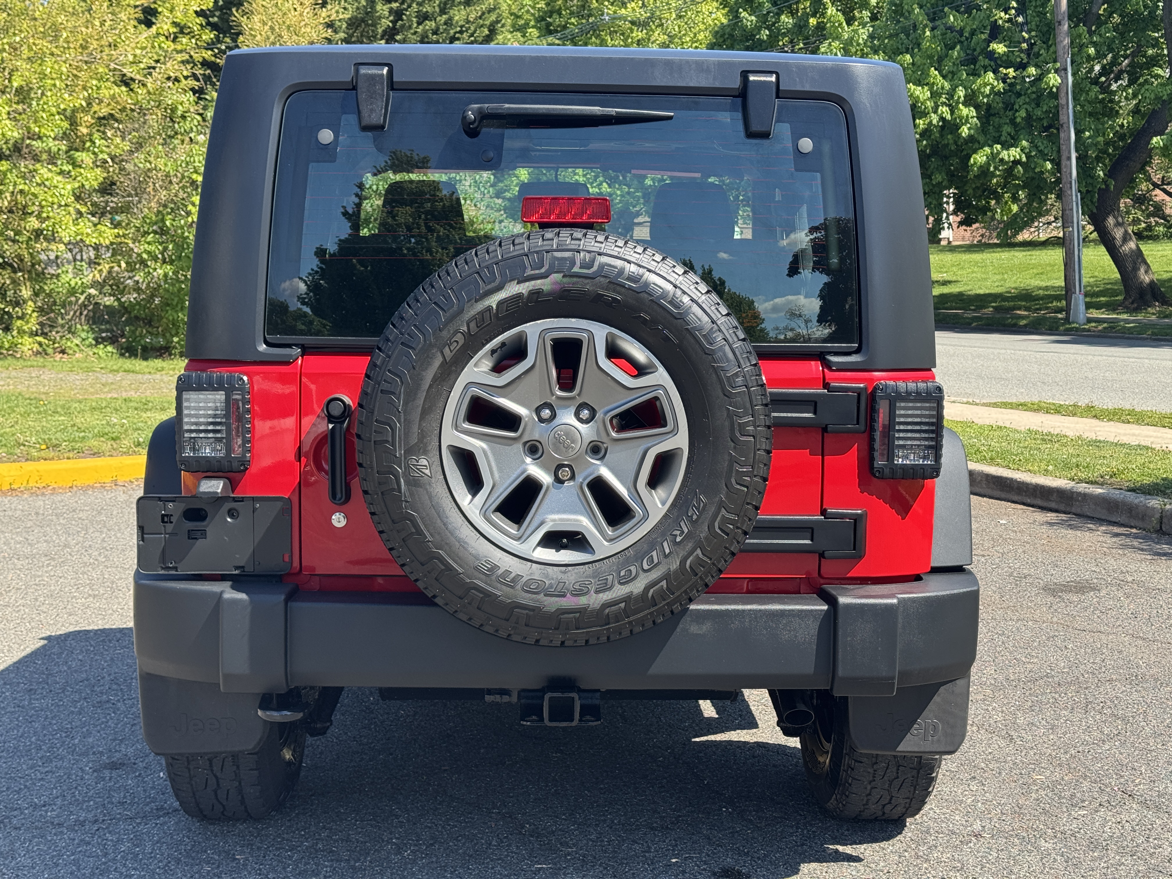 Used 2014 Jeep Wrangler 4WD Rubicon image 5