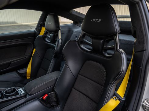 Used 2022 Porsche 911 GT3 image 12