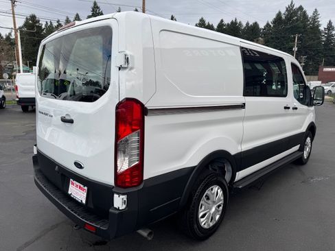 Used 2024 Ford Transit 250 image 6