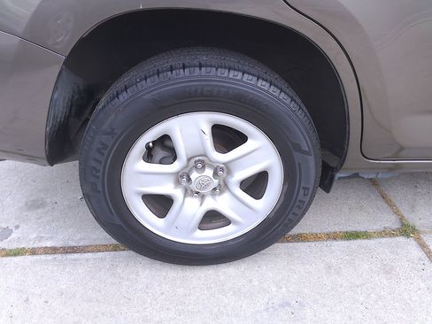 Used 2012 Toyota RAV4 image 35