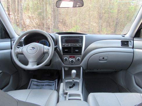 Used 2009 Subaru Forester 2.5X Limited image 16