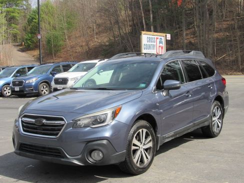 Used 2018 Subaru Outback 3.6R Limited image 1
