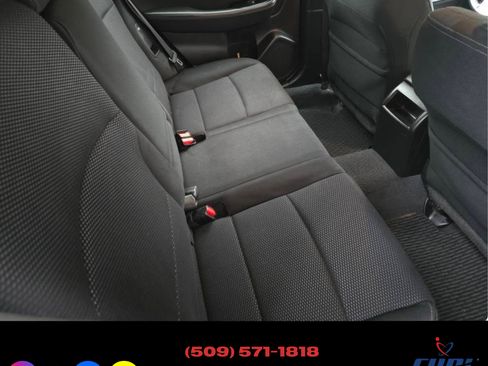 Used 2016 Subaru Outback 2.5i Premium image 24