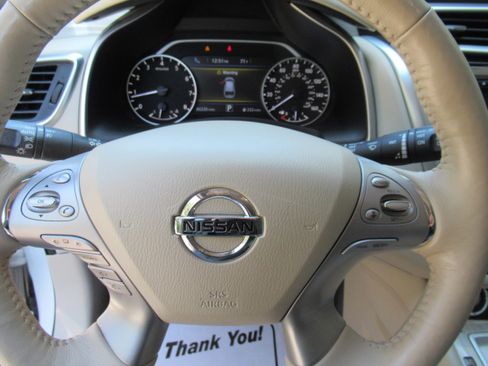 Used 2018 Nissan Murano Platinum AWD/4WD image 12