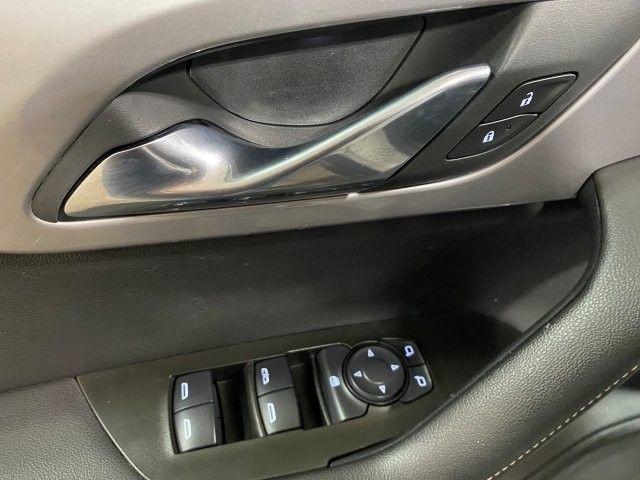 Used 2025 Chevrolet Blazer FWD LT w/ 2LT image 9