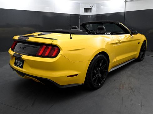Used 2017 Ford Mustang GT Premium image 5