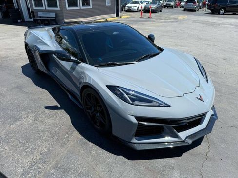 Used 2024 Chevrolet Corvette Z06 image 6