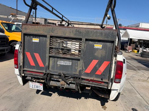 Used 2000 Ford F350 2WD Regular Cab DRW Super Duty image 7