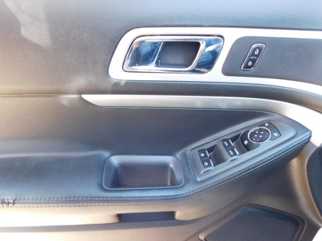 Used 2014 Ford Explorer FWD XLT image 14