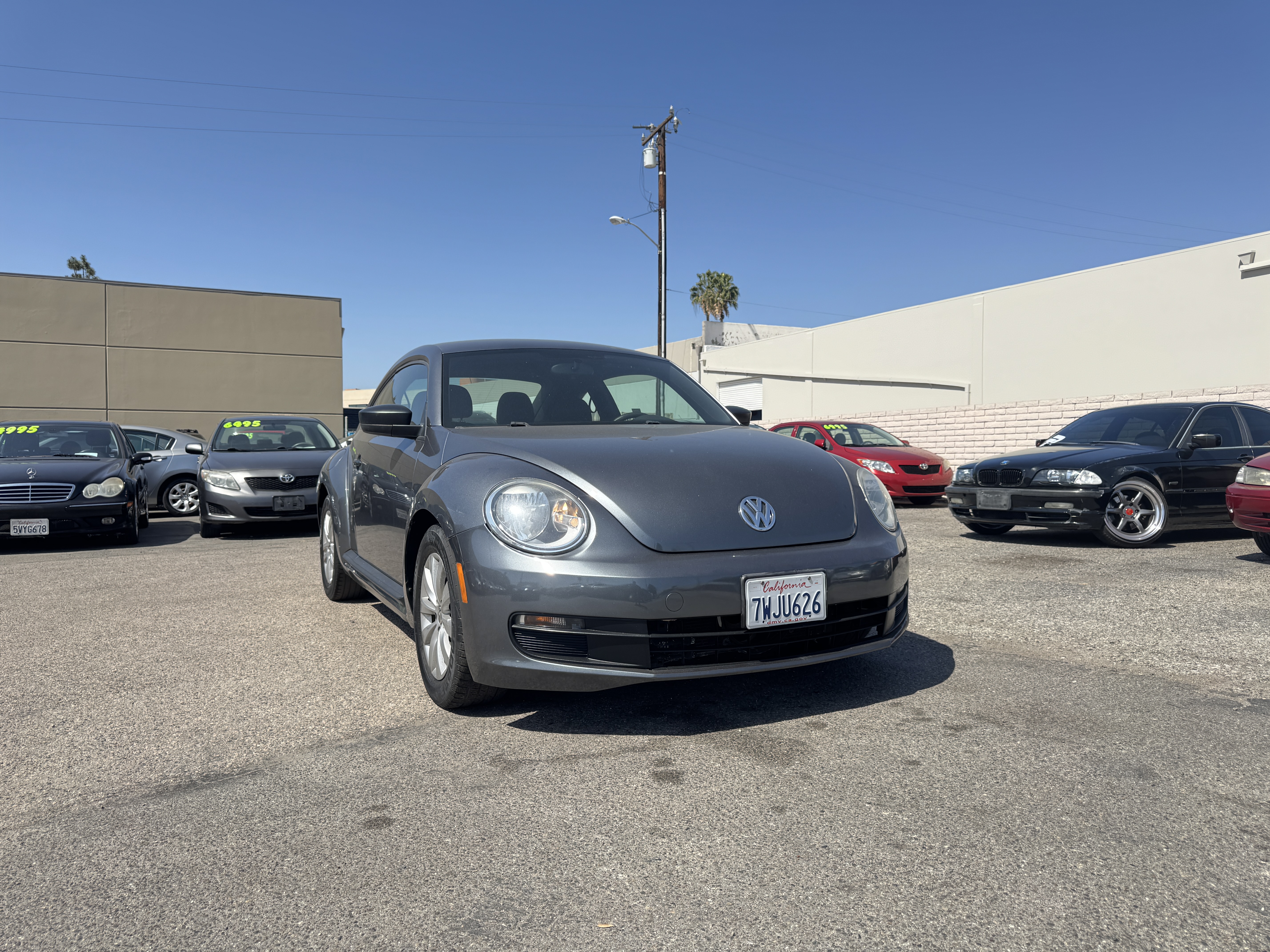 Used 2014 Volkswagen Beetle Coupe FWD image 12