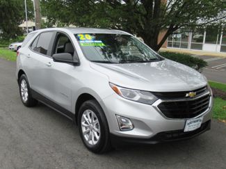 Used 2020 Chevrolet Equinox LS image 1