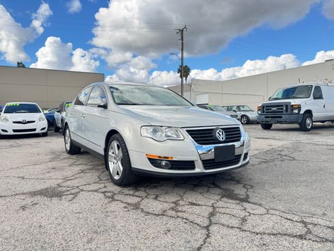 Used 2009 Volkswagen Passat Komfort image 11