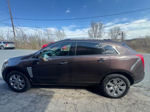 Used 2015 Cadillac SRX Luxury image 4