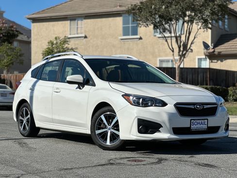Used 2019 Subaru Impreza 2.0i Premium image 6