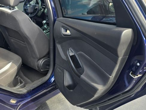 Used 2017 Ford Focus ST image 21