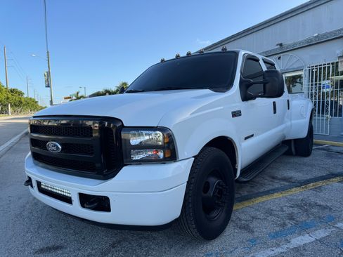 Used 2003 Ford F350 XL image 4