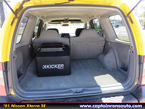 Used 2001 Nissan Xterra SE image 11