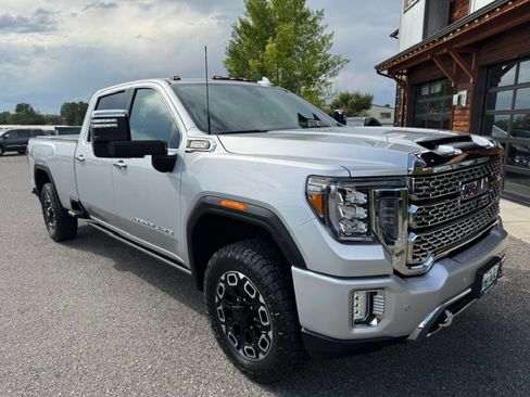 Used 2023 GMC Sierra 2500 4x4 Crew Cab Denali image 8