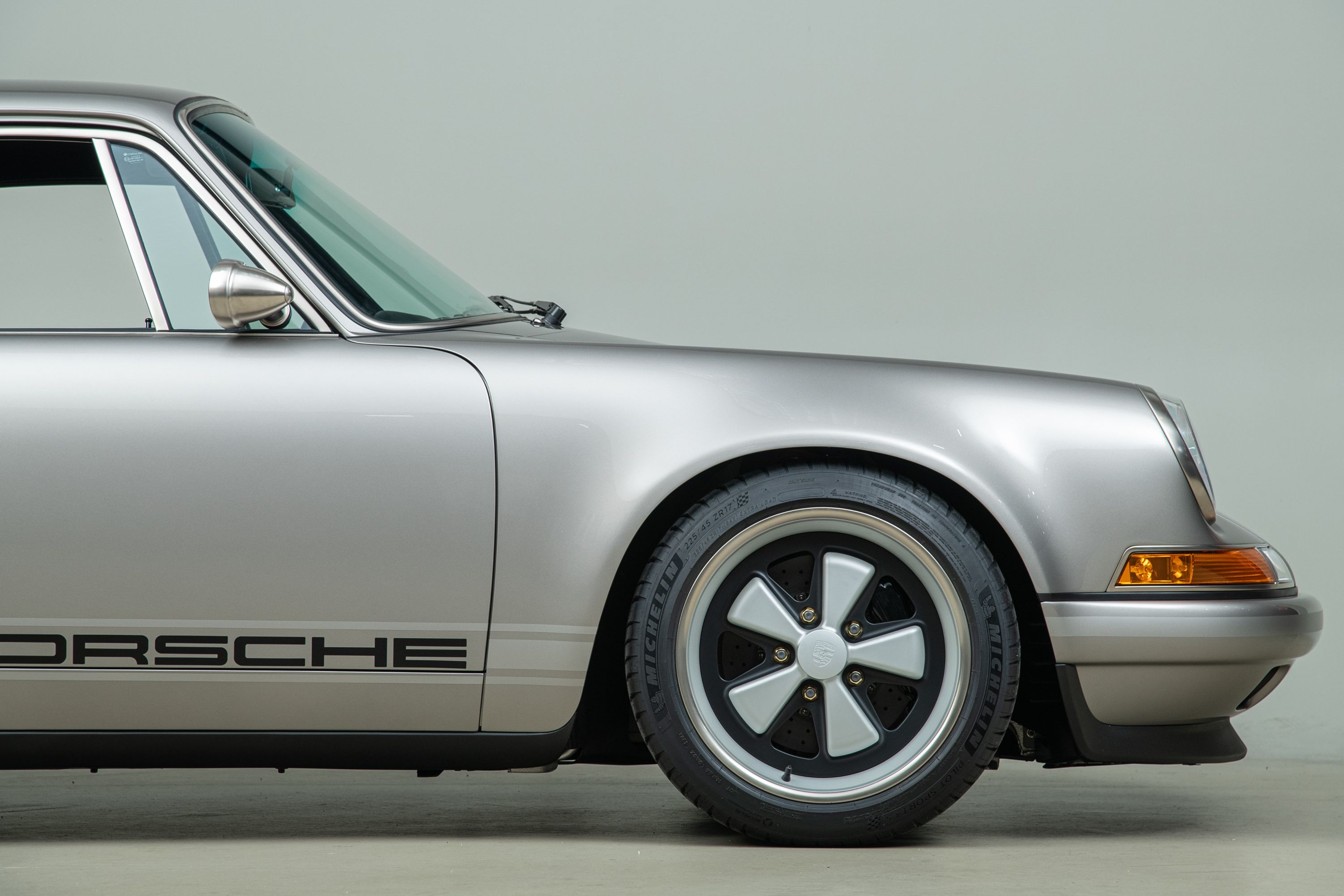 Used 1989 Porsche 911 Carrera RWD image 63