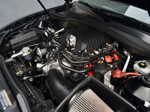 Used 2010 Chevrolet Camaro SS Coupe RWD image 19