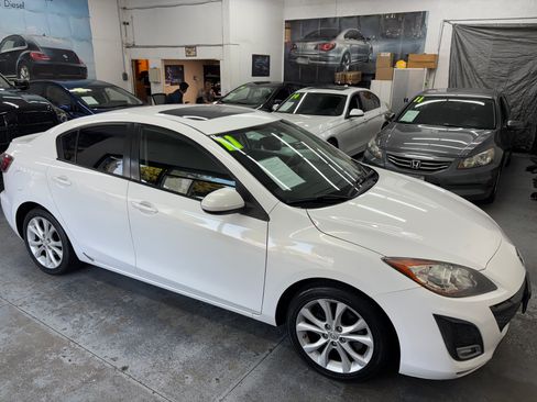 Used 2011 MAZDA MAZDA3 s Sport image 2