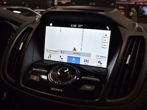 Used 2017 Ford Escape Titanium image 26