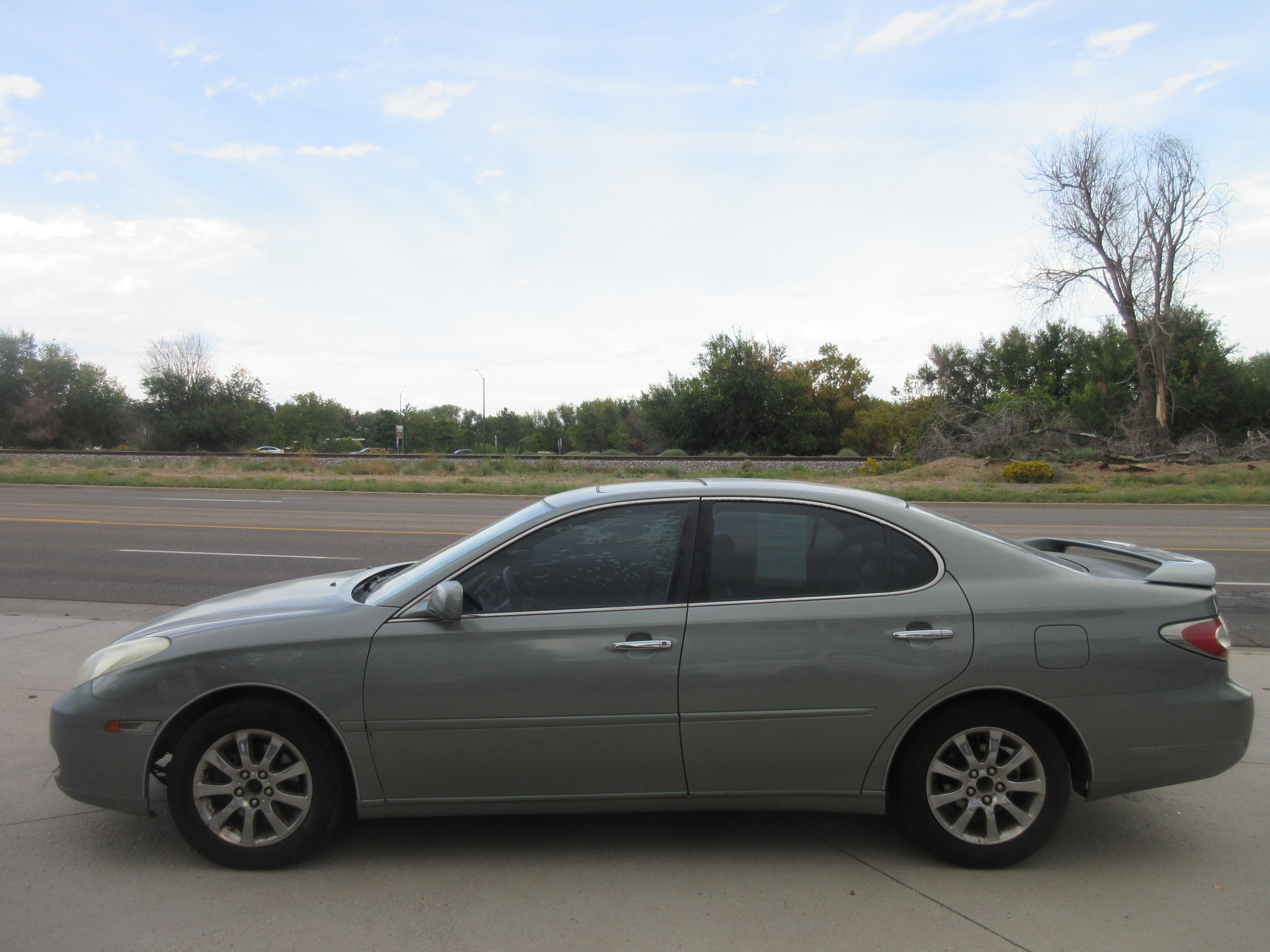 Used 2002 Lexus ES 300 UNAVAIL FWD image 1