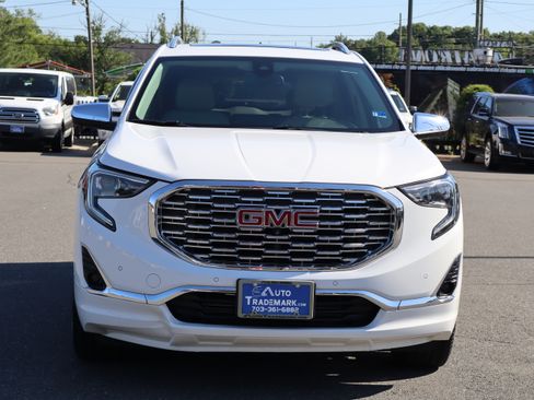 Used 2019 GMC Terrain AWD Denali image 2
