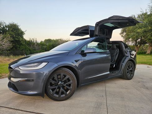 Used 2021 Tesla Model X AWD/4WD image 31