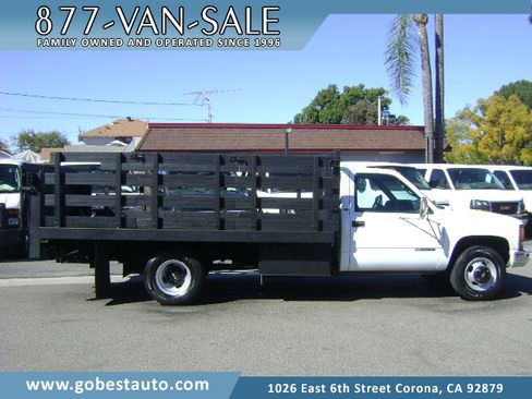 Used 1998 Chevrolet Silverado 3500 image 1