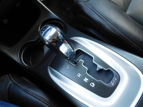 Used 2019 Dodge Journey GT image 19