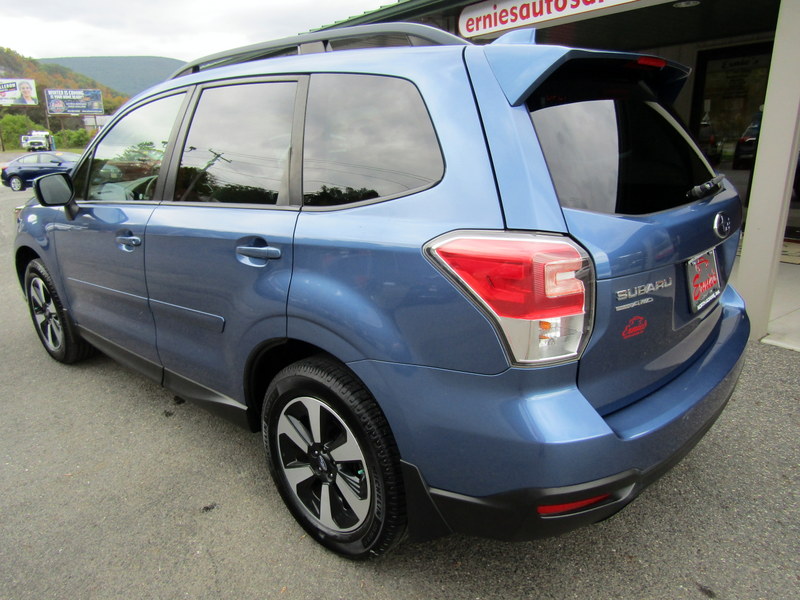 Used 2018 Subaru Forester 2.5i Premium AWD/4WD image 2