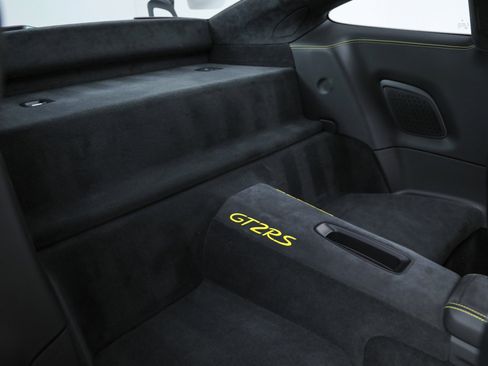 Used 2018 Porsche 911 GT2 RS image 20