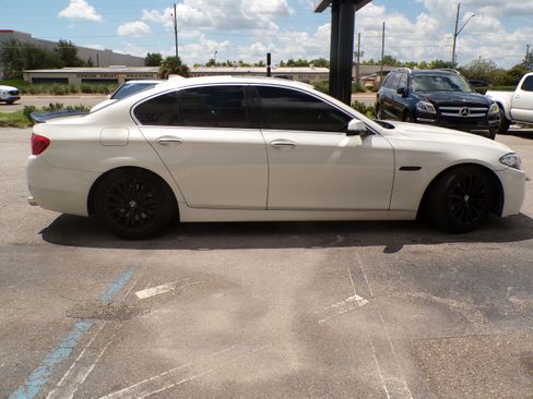 Used 2015 BMW 528i Sedan RWD image 6