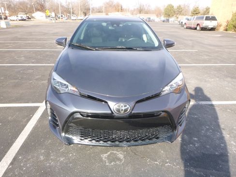 Used 2017 Toyota Corolla SE image 3
