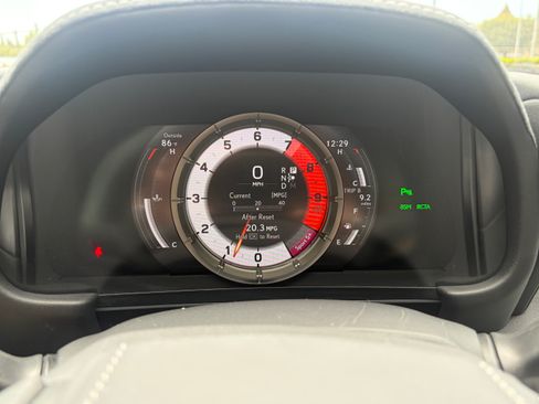 Used 2018 Lexus LC 500 Coupe RWD image 34