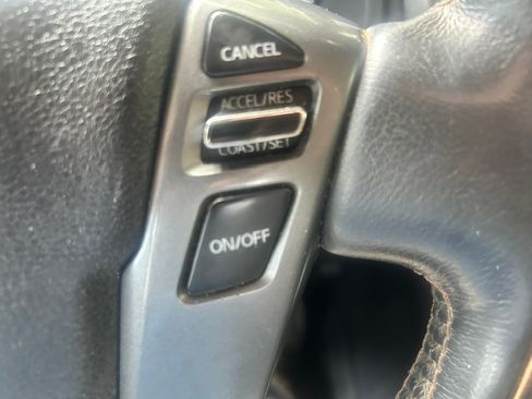 Used 2017 Nissan Titan XD 4x4 Crew Cab image 10
