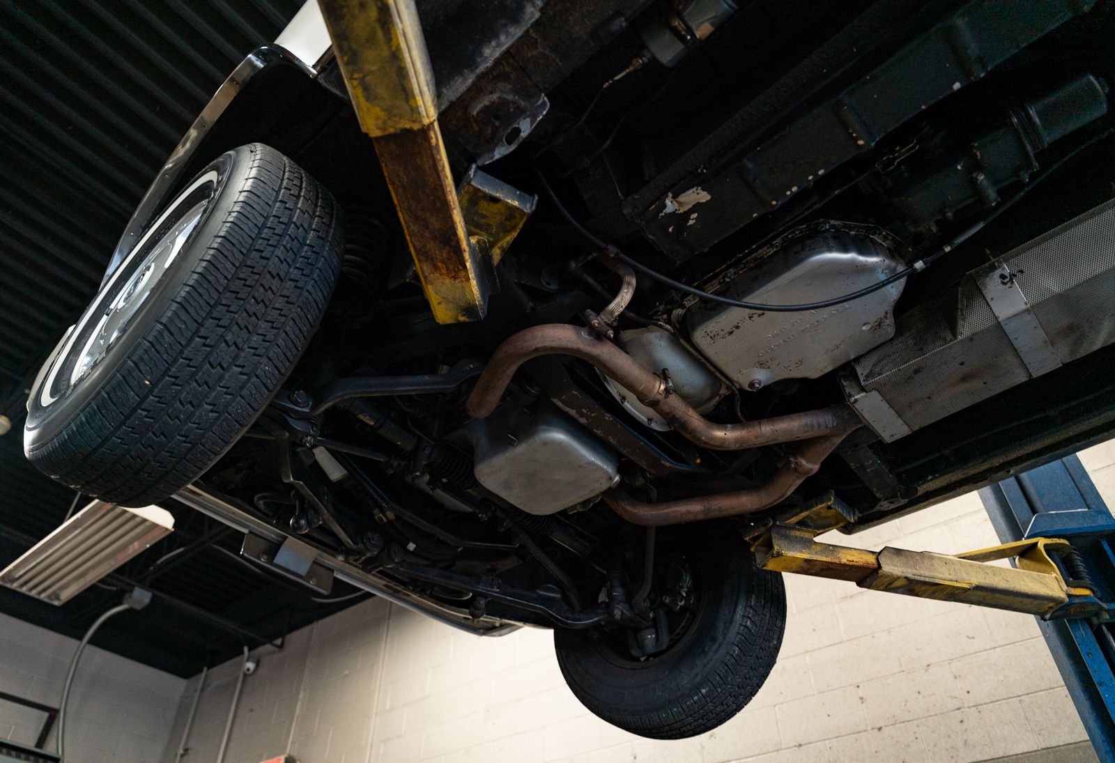 Used 1989 Bentley Continental RWD image 86