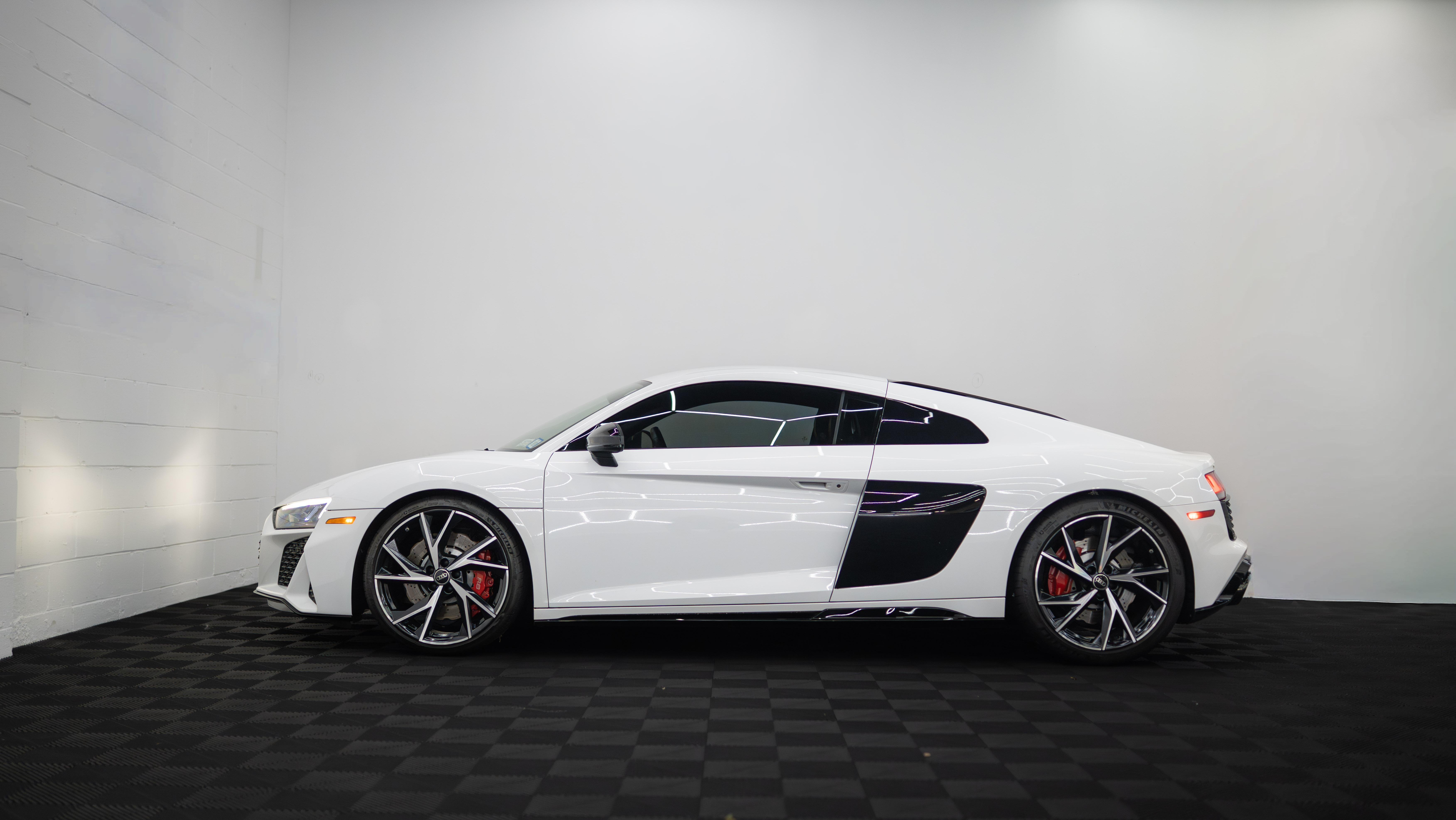 Used 2023 Audi R8 V10 performance Coupe RWD image 10