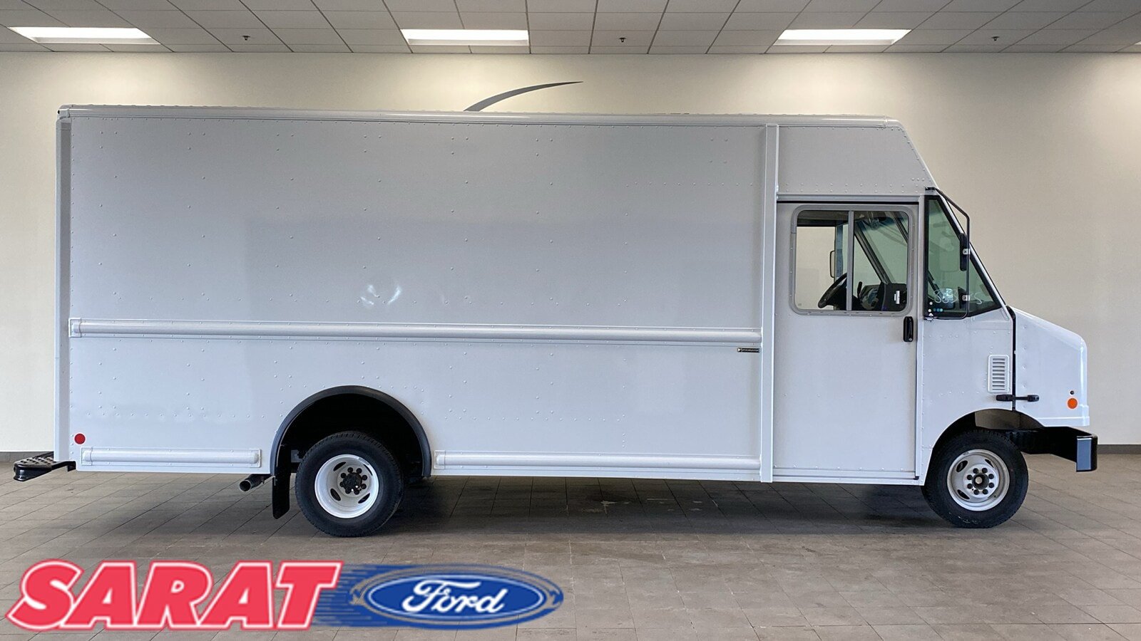 New 2026 Ford E-450 and Econoline 450 RWD image 1