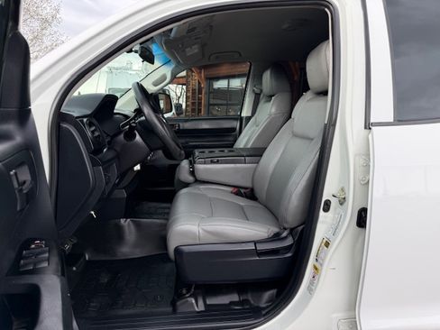 Used 2016 Toyota Tundra SR image 10