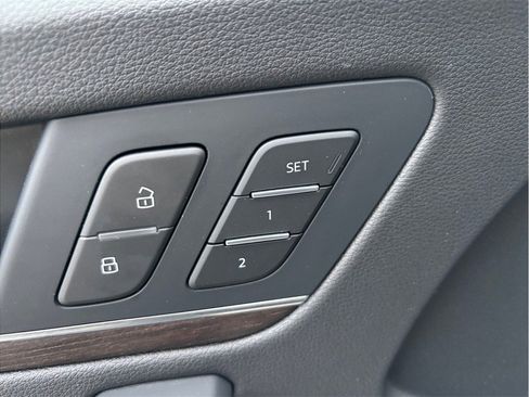 Used 2023 Audi Q5 2.0T Premium image 24