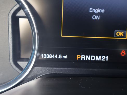 Used 2015 Ford F150 Lariat image 24