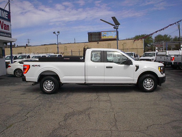 Used 2023 Ford F150 XL AWD/4WD image 3